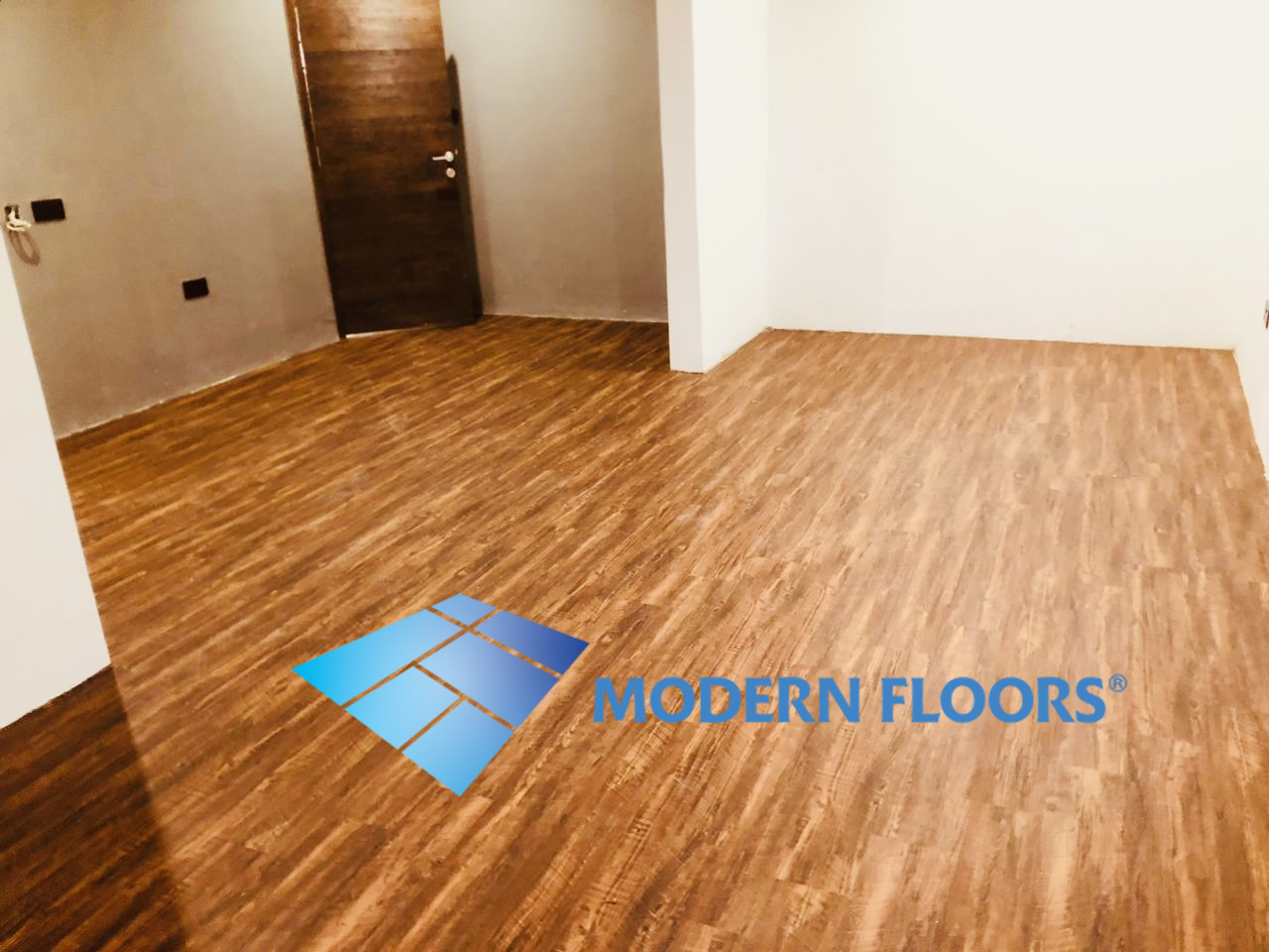 Antique Wooden Brown - Vinyl(PVC) Tiles(LVT) Antique Wooden Brown - Vinyl(PVC) Tiles(LVT)