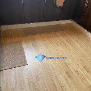 5mm Oak Wooden Brown SPC Click Lock Tiles + IXPE Back Pad